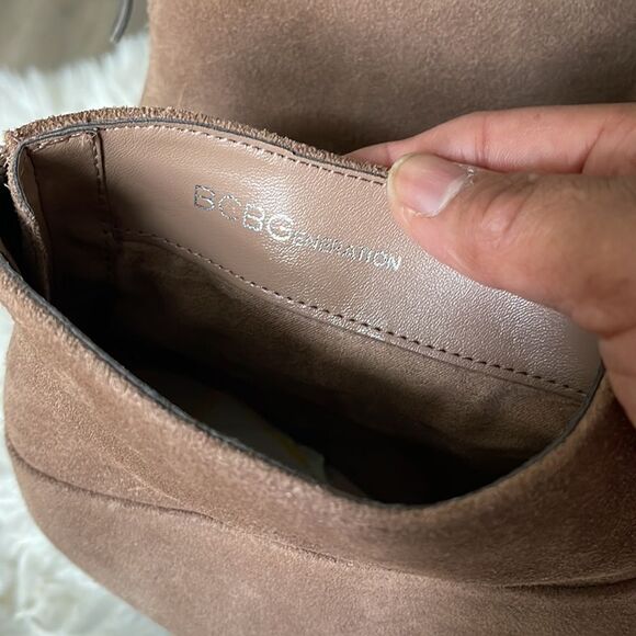 B C G GENERATION LEATHER SUEDE ANKLE BOOTS - Picture 8 of 11